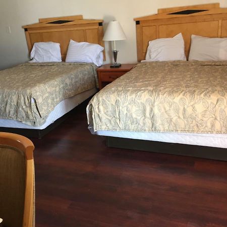 River Valley Inn Needles Bagian luar foto